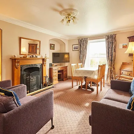 Host & - Boulby House Hébergement de vacances *