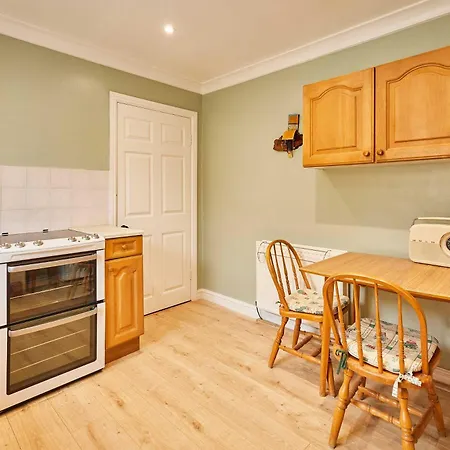 Host & - Boulby House Whitby
